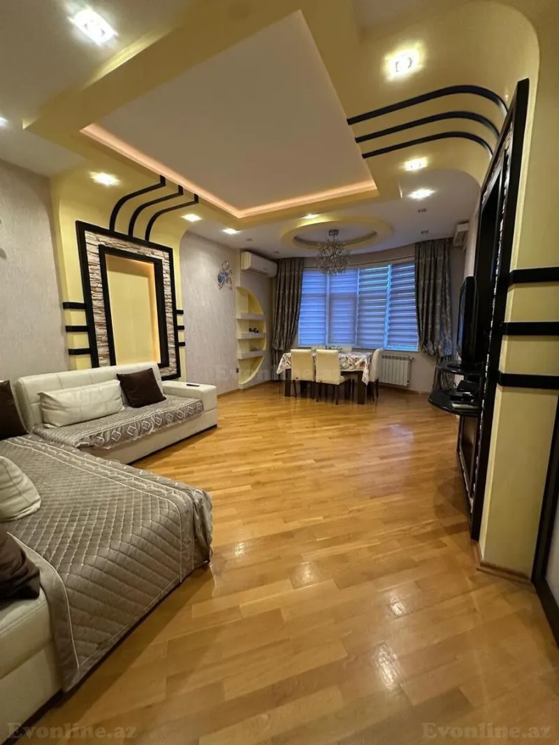Satılır 3 otaqlı Mənzil Yeni tikili 130 m² Nizami m.