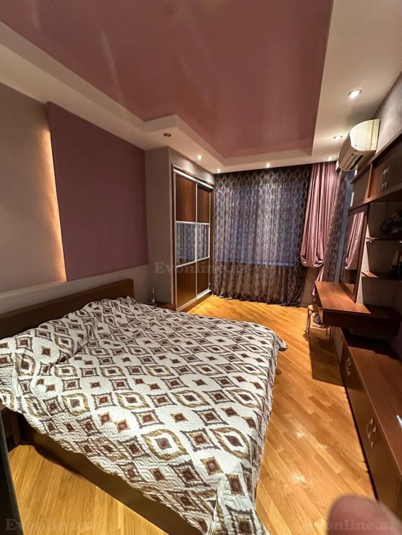 Satılır 3 otaqlı Mənzil Yeni tikili 130 m² Nizami m. - şəkil 4