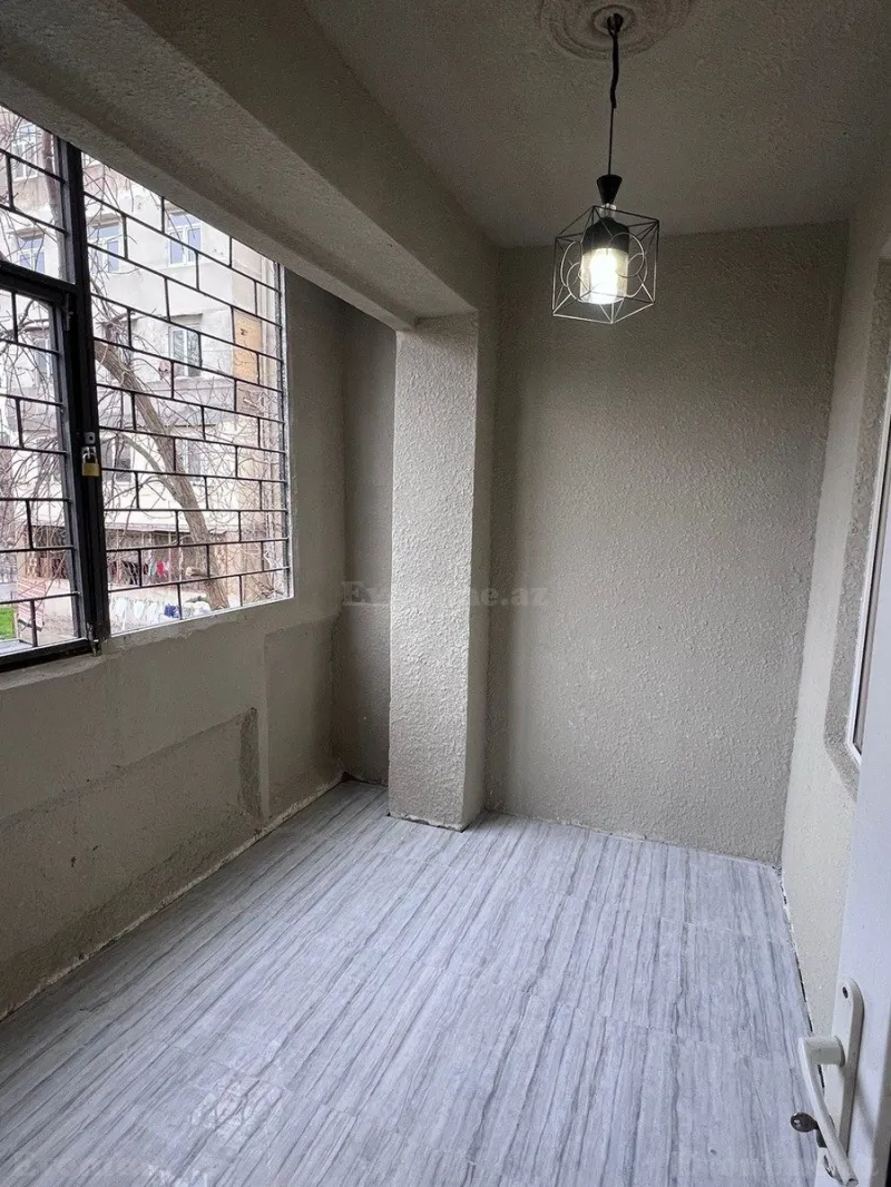 Satılır 4 otaqlı Mənzil Köhnə tikili 105 m² Xalqlar Dostluğu m. - şəkil 17