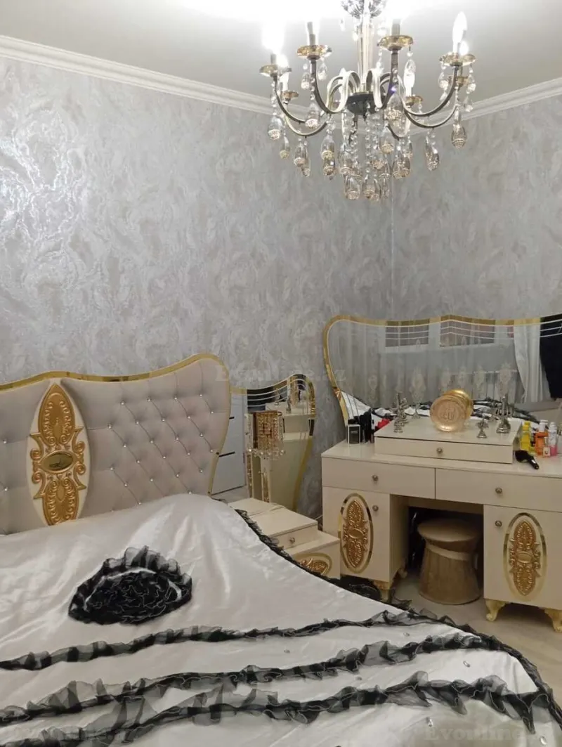 2 otaqlı Mənzil 60 m² 2-ci mikrorayon Satılır