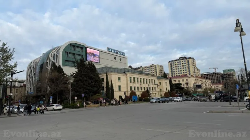 Kirayə verilir 3 otaqlı Mənzil Köhnə tikili 70 m² Nəriman Nərimanov m.