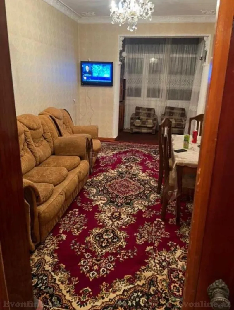 3 otaqlı Mənzil 63 m² 4-cü mikrorayon Kirayə verilir