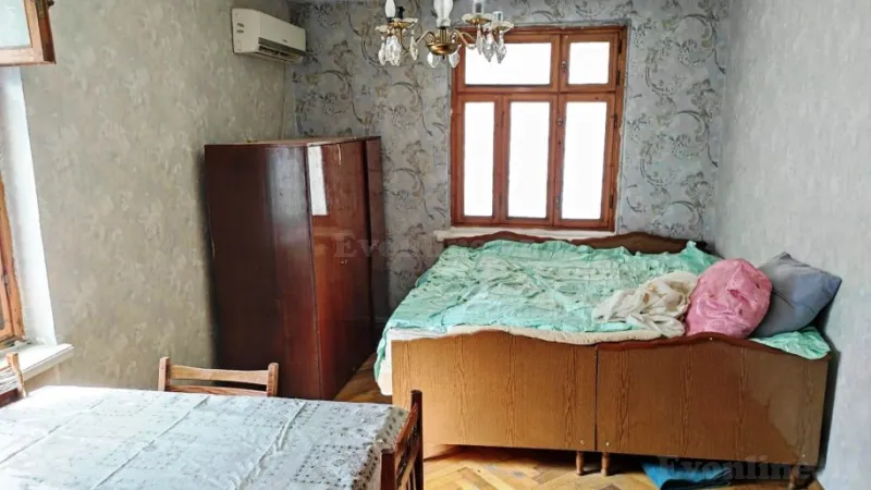 1 otaqlı Mənzil 35 m² Elmlər Akademiyası m. Kirayə verilir