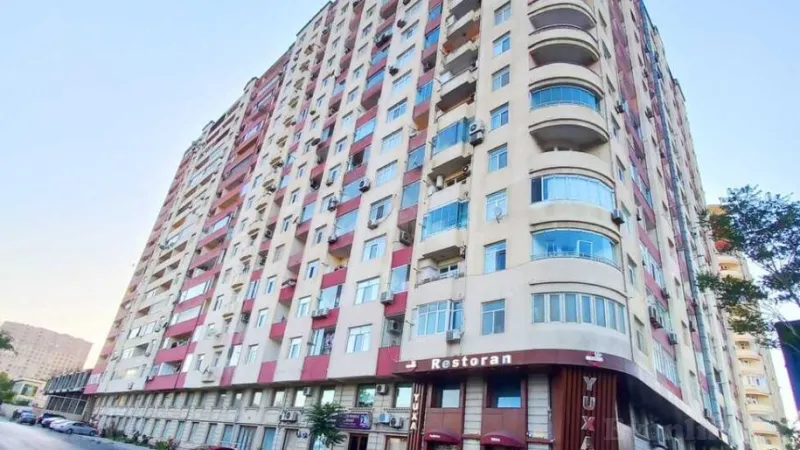 Kirayə verilir 3 otaqlı Mənzil Yeni tikili 80 m² 8-ci mikrorayon