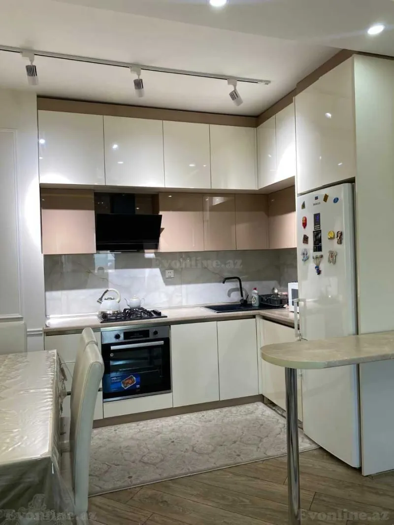 Kirayə verilir 3 otaqlı Mənzil Yeni tikili 80 m² 8-ci mikrorayon - şəkil 7