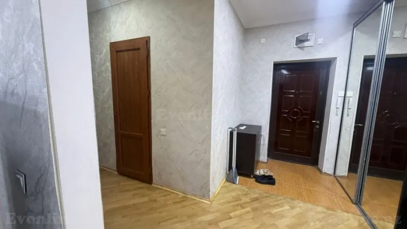 Kirayə verilir 3 otaqlı Mənzil Yeni tikili 105 m² İnşaatçılar m. - şəkil 9