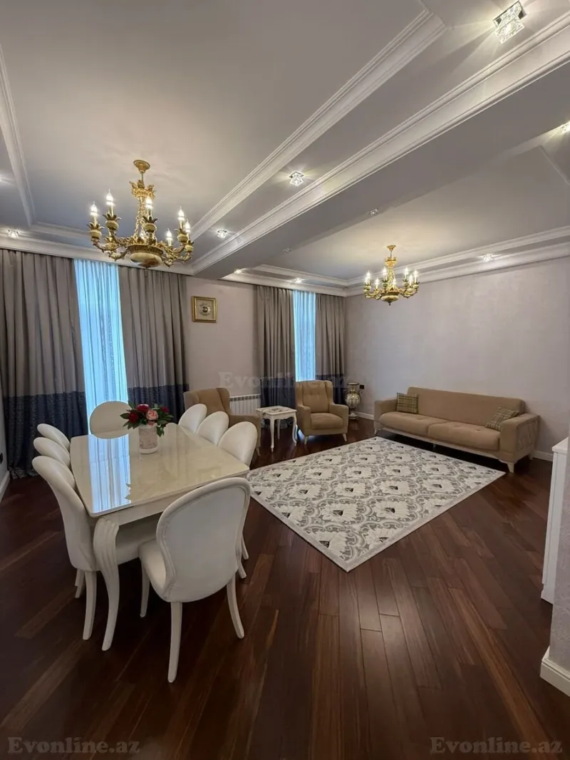 3 otaqlı Mənzil 120 m² Xətai r. Satılır