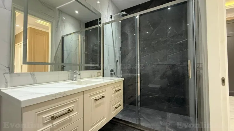 Satılır 4 otaqlı Mənzil Yeni tikili 225 m² 28 May m. - şəkil 6