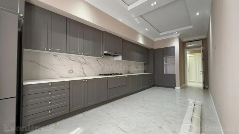 Satılır 4 otaqlı Mənzil Yeni tikili 225 m² 28 May m. - şəkil 8