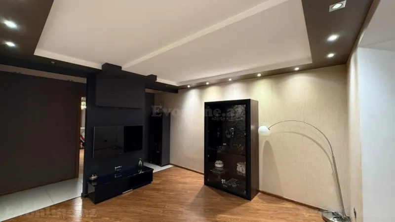 Satılır 3 otaqlı Mənzil Köhnə tikili 95 m² Nəriman Nərimanov m. - şəkil 2