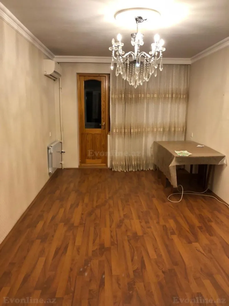2 otaqlı Mənzil 50 m² 8-ci kilometr Satılır