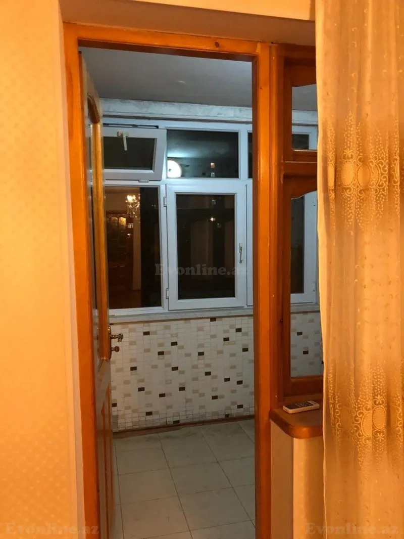 Satılır 2 otaqlı Mənzil Köhnə tikili 50 m² 8-ci kilometr - şəkil 14