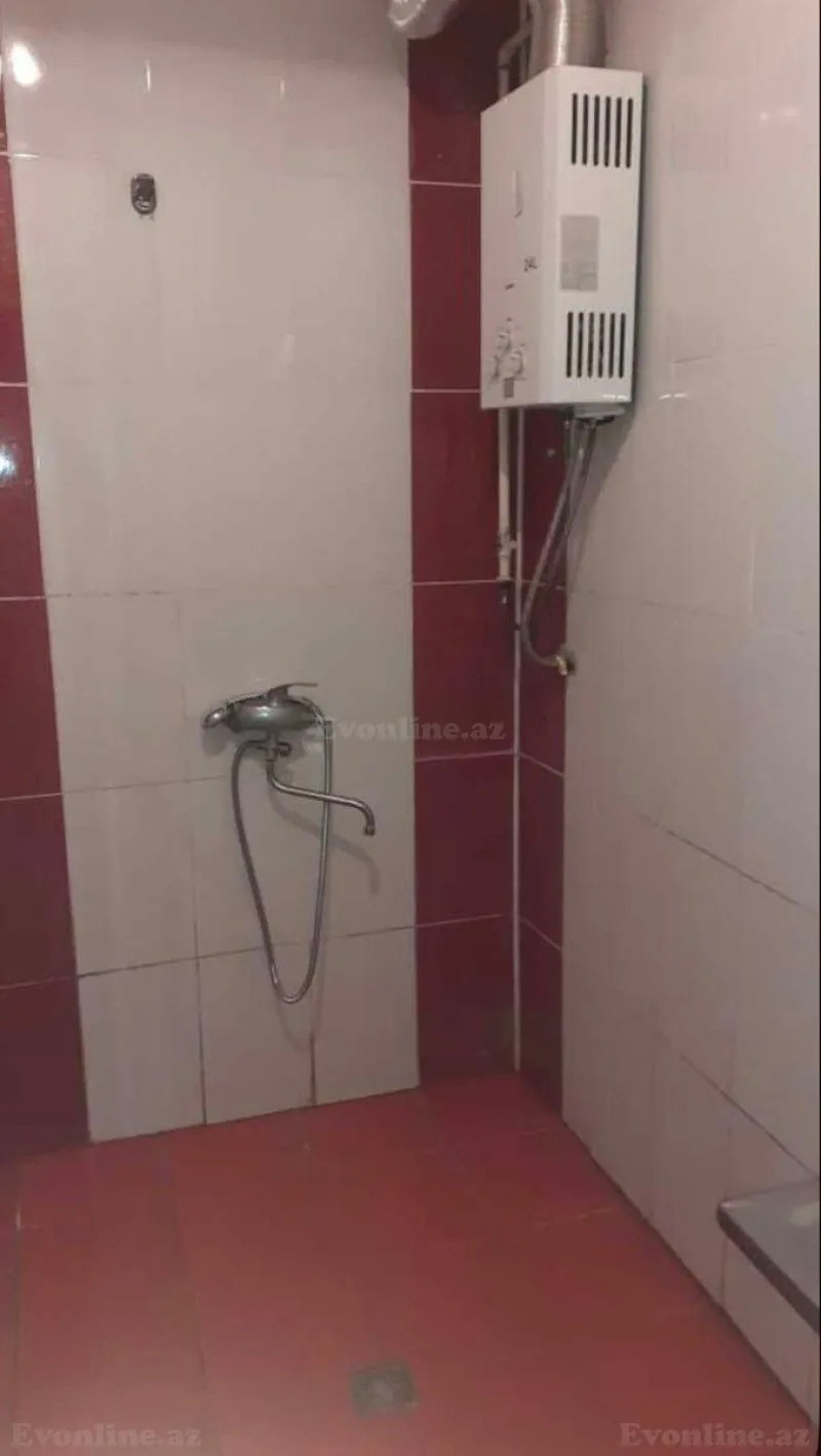 Satılır 2 otaqlı Mənzil Köhnə tikili 65 m² Əhmədli - şəkil 2