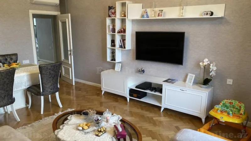 Satılır 2 otaqlı Mənzil Yeni tikili 97 m² Xətai r. - şəkil 5