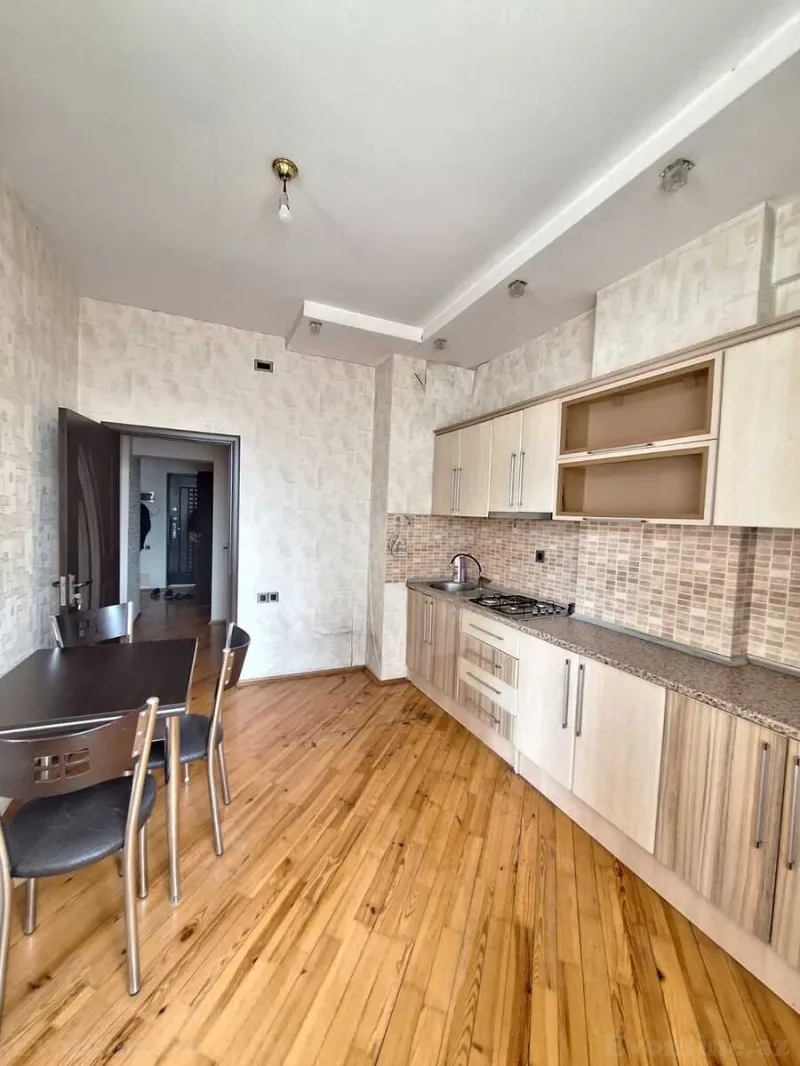 Kirayə verilir 2 otaqlı Mənzil Yeni tikili 80 m² Yeni Yasamal - şəkil 7