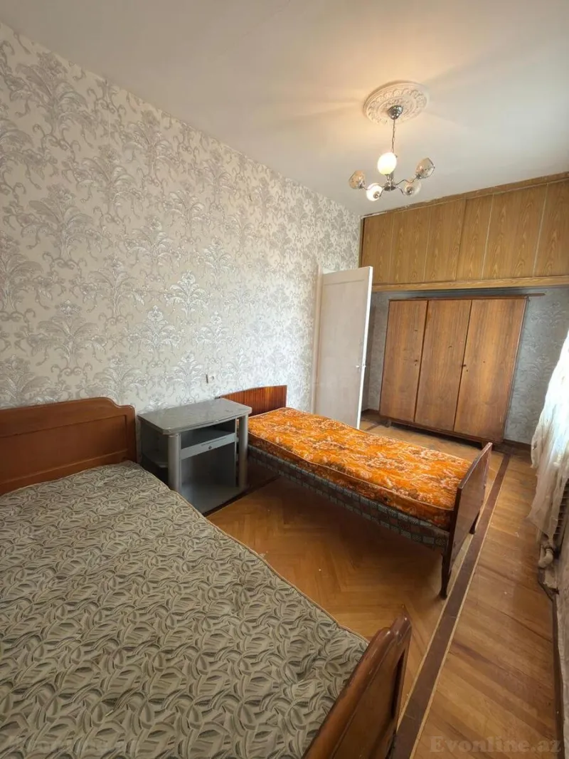 Kirayə verilir 2 otaqlı Mənzil Köhnə tikili 80 m² Nərimanov r. - şəkil 3