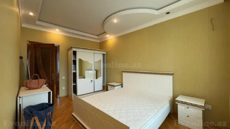 Kirayə verilir 4 otaqlı Mənzil Yeni tikili 160 m² Nərimanov r. - şəkil 12