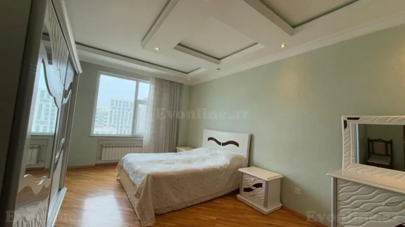 Kirayə verilir 4 otaqlı Mənzil Yeni tikili 160 m² Nərimanov r. - şəkil 15