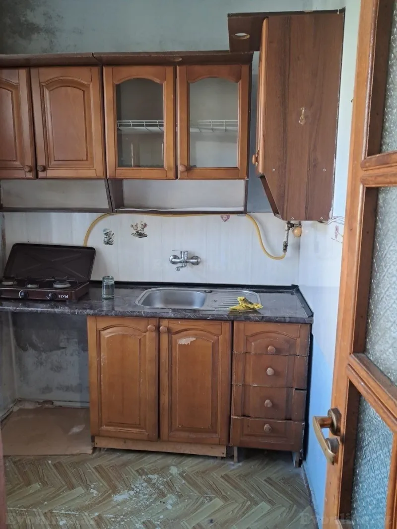 Satılır 2 otaqlı Mənzil Köhnə tikili 45 m² 4-cü mikrorayon - şəkil 5