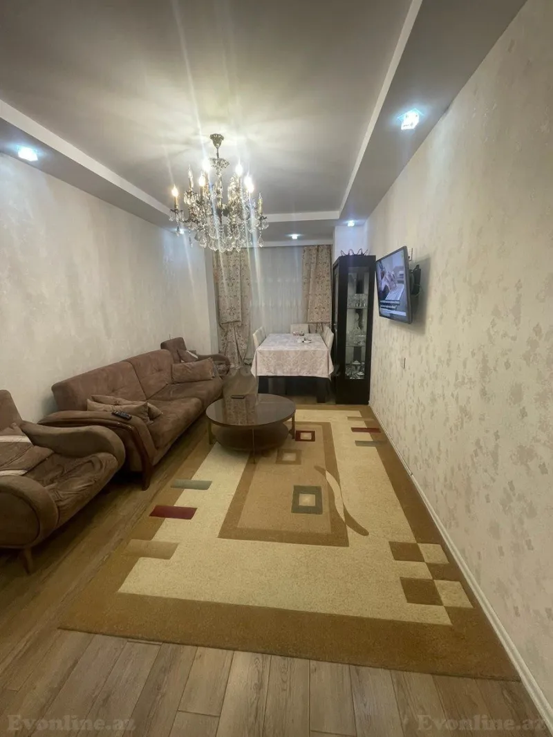 Satılır 4 otaqlı Mənzil Köhnə tikili 92 m² Sumqayıt