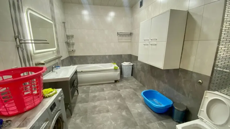 Kirayə verilir 3 otaqlı Mənzil Yeni tikili 180 m² Nəsimi r. - şəkil 16