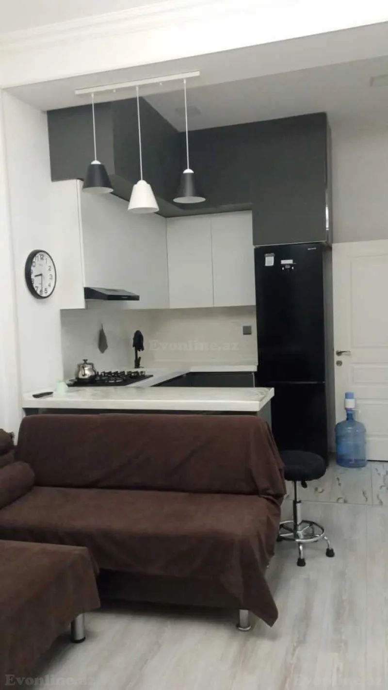 Kirayə verilir 2 otaqlı Mənzil Köhnə tikili 70 m² Xətai r. - şəkil 3
