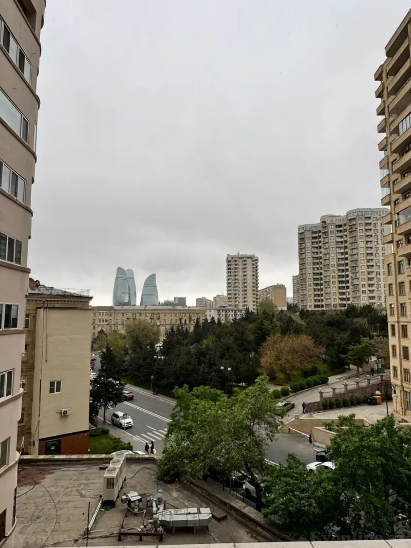 Kirayə verilir 3 otaqlı Mənzil Yeni tikili 100 m² Yasamal - şəkil 9