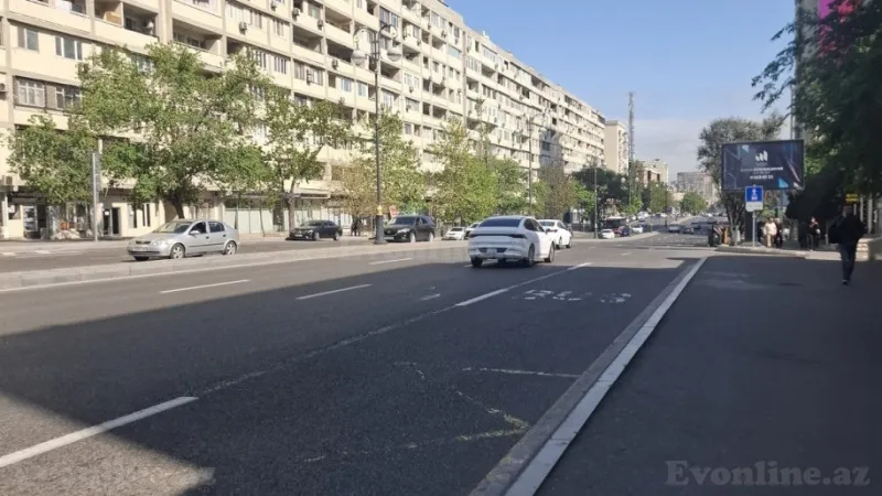 Satılır 3 otaqlı Mənzil Köhnə tikili 70 m² Yasamal