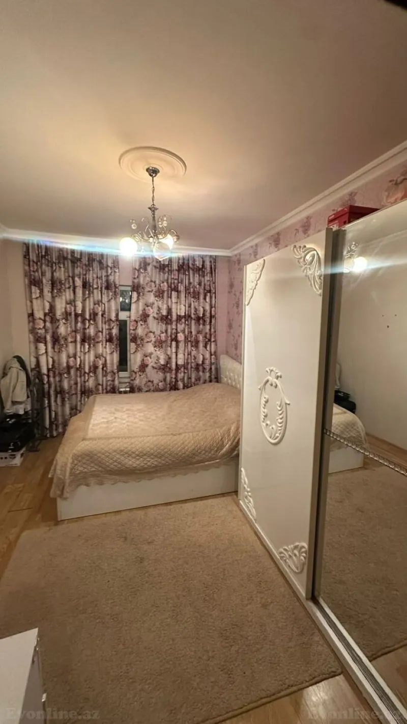 Satılır 3 otaqlı Mənzil Köhnə tikili 70 m² Suraxanı r. - şəkil 5