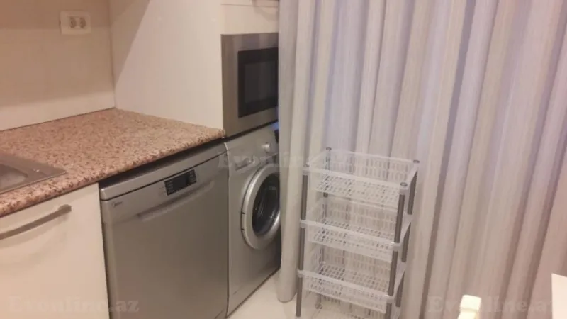 Kirayə verilir 2 otaqlı Mənzil Yeni tikili 70 m² Sahil m. - şəkil 13