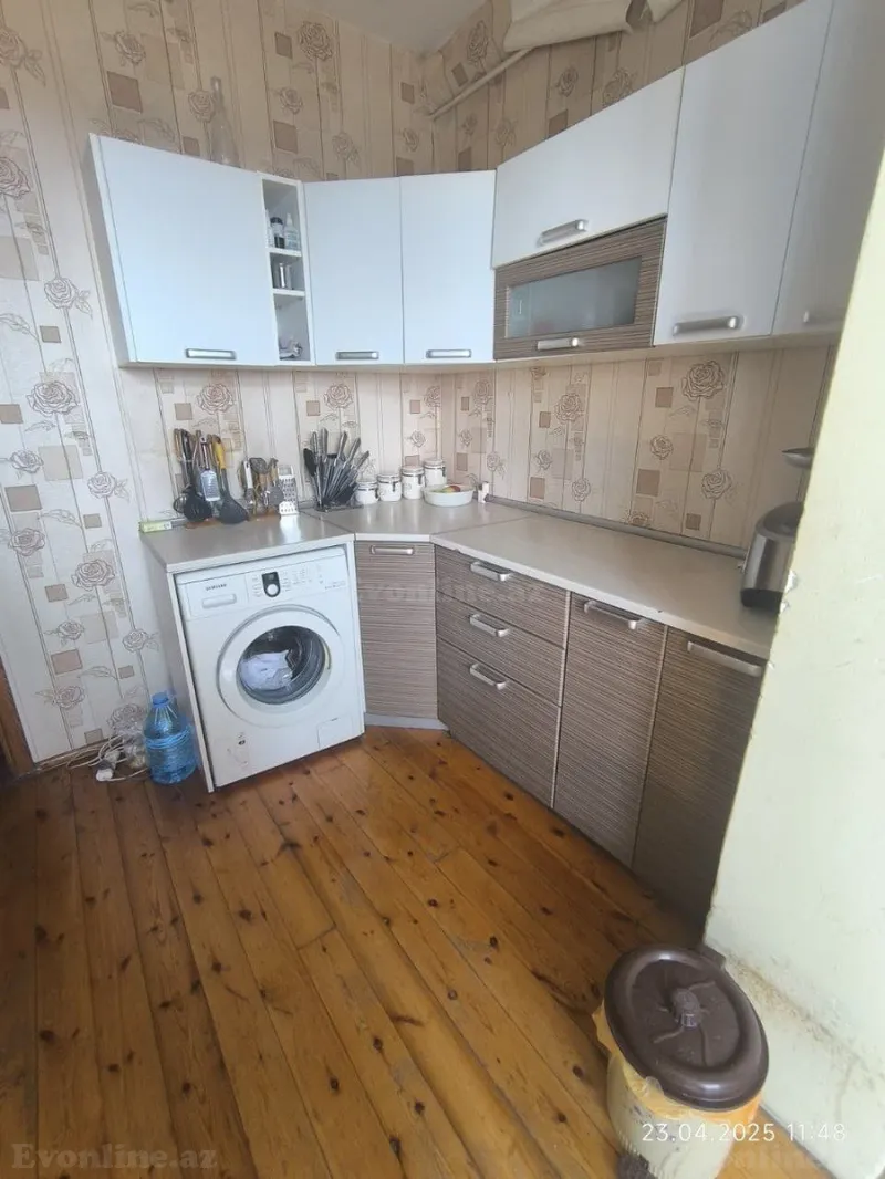 Satılır 3 otaqlı Mənzil Köhnə tikili 90 m² Xalqlar Dostluğu m. - şəkil 2