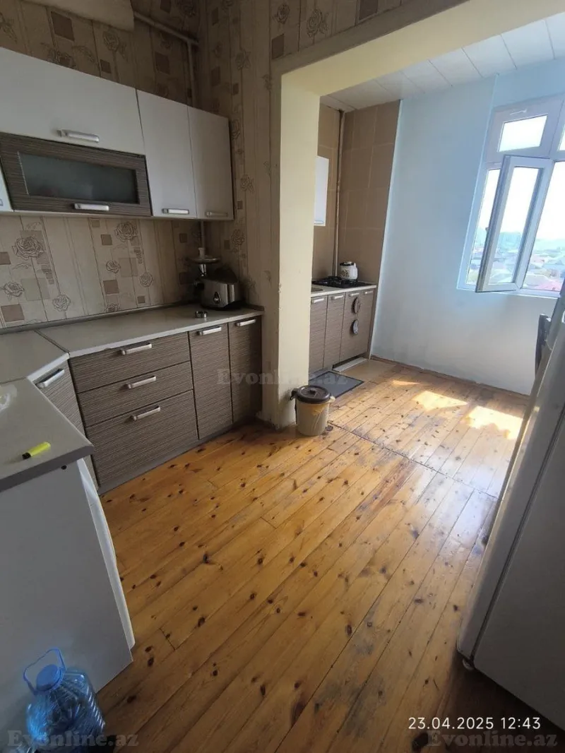 Satılır 3 otaqlı Mənzil Köhnə tikili 90 m² Xalqlar Dostluğu m. - şəkil 3
