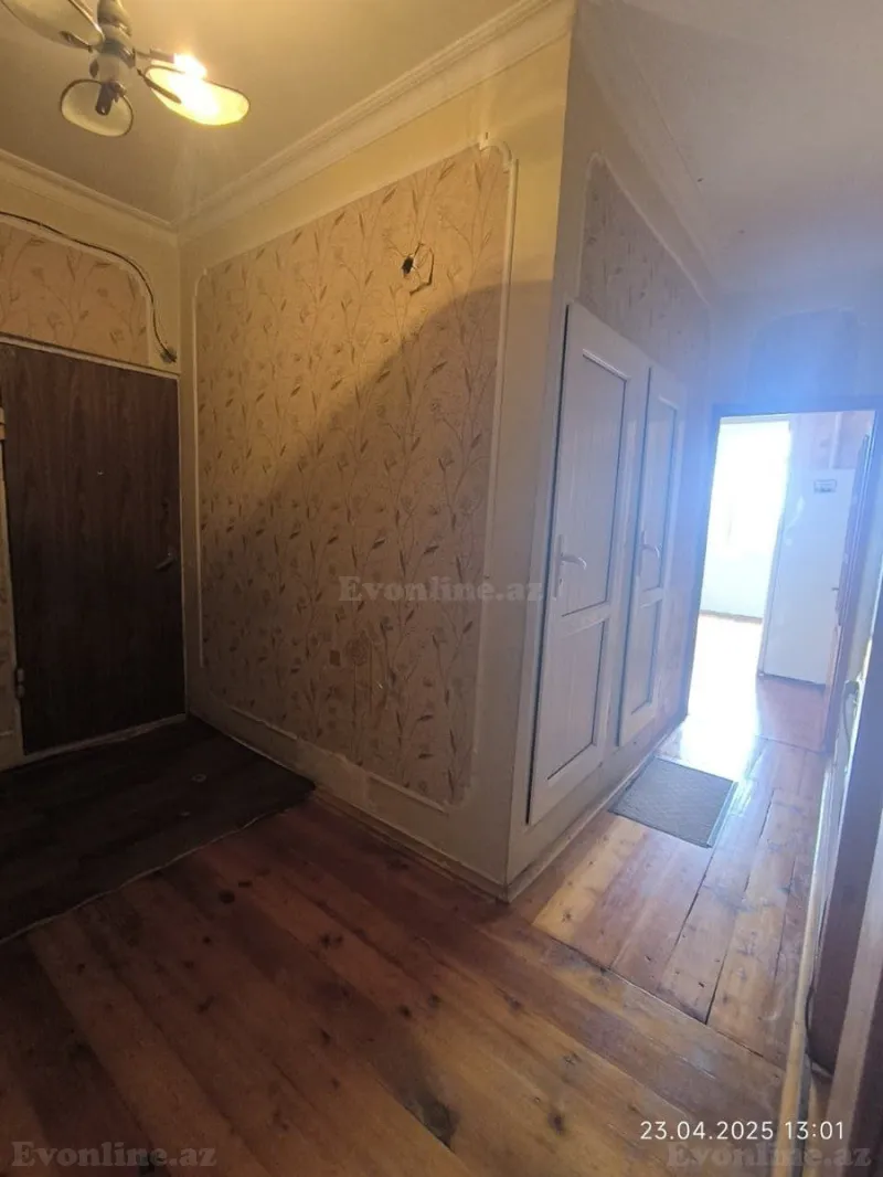 Satılır 3 otaqlı Mənzil Köhnə tikili 90 m² Xalqlar Dostluğu m. - şəkil 4