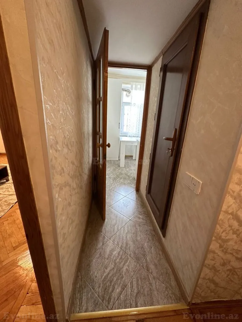 Kirayə verilir 2 otaqlı Mənzil Köhnə tikili 65 m² Gənclik m. - şəkil 4