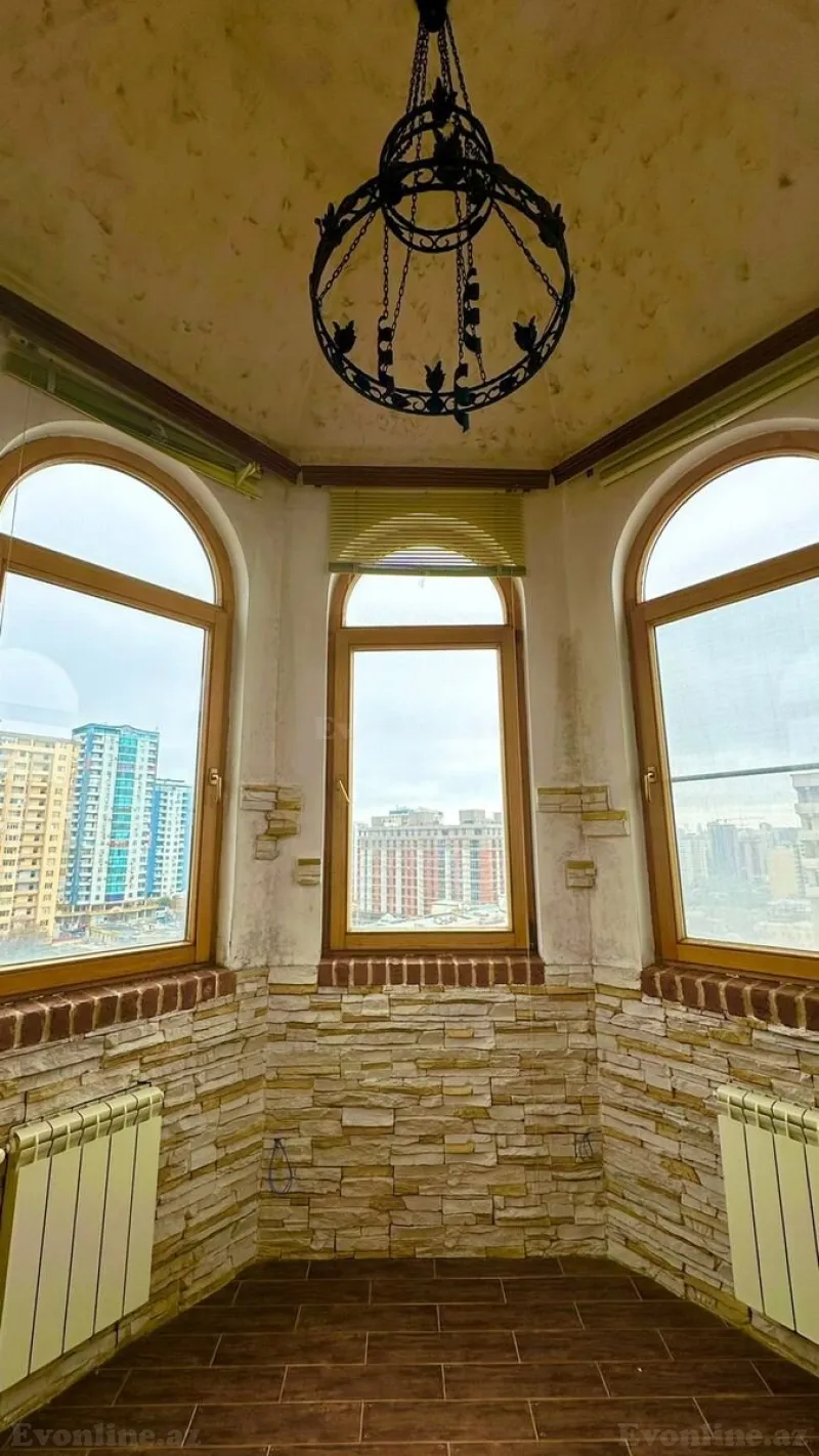 Satılır 5 otaqlı Mənzil Yeni tikili 200 m² Yasamal - şəkil 3