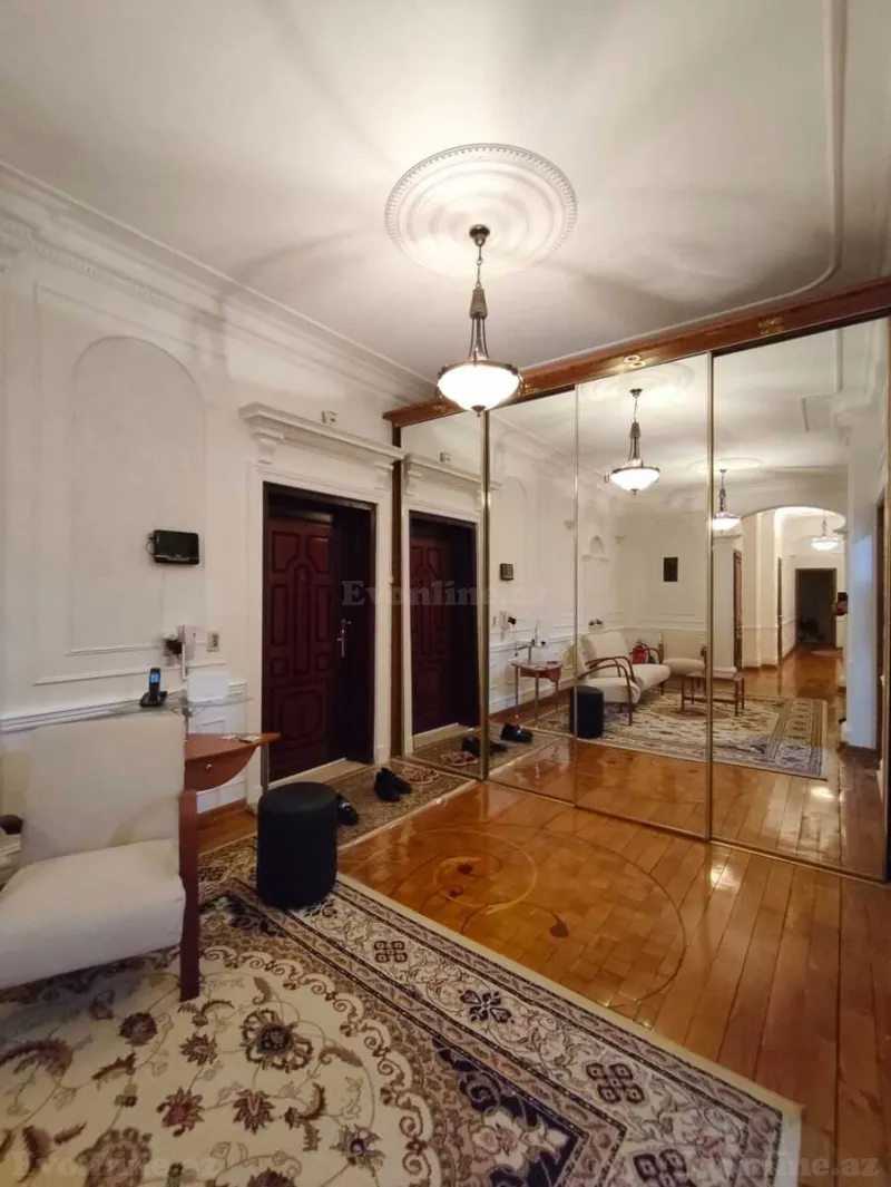 Kirayə verilir 4 otaqlı Mənzil Yeni tikili 200 m² Nizami m. - şəkil 3