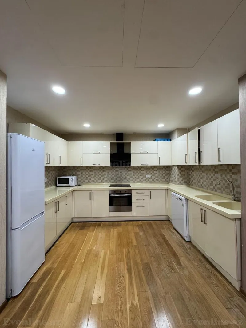 Kirayə verilir 3 otaqlı Mənzil Yeni tikili 120 m² Nəsimi r. - şəkil 3