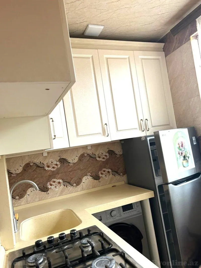 Satılır 2 otaqlı Mənzil Köhnə tikili 55 m² 7-ci mikrorayon - şəkil 9