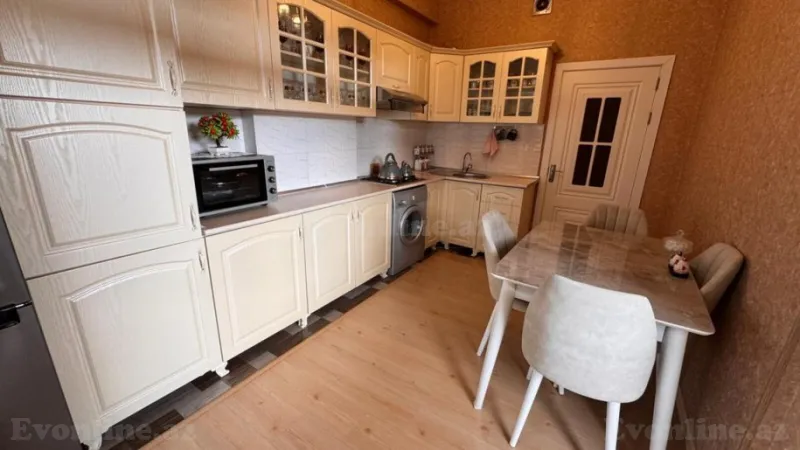 Satılır 2 otaqlı Mənzil Yeni tikili 85 m² Neftçilər m. - şəkil 6