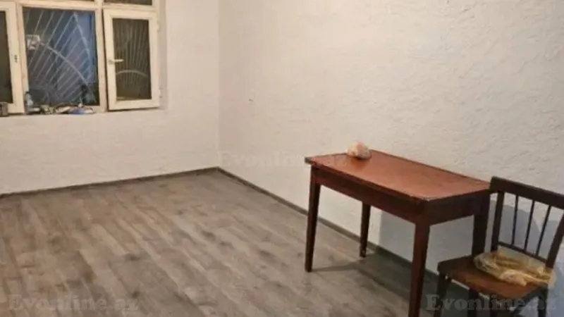 Satılır 3 otaqlı Mənzil Köhnə tikili 60 m² Azadlıq prospekti m.