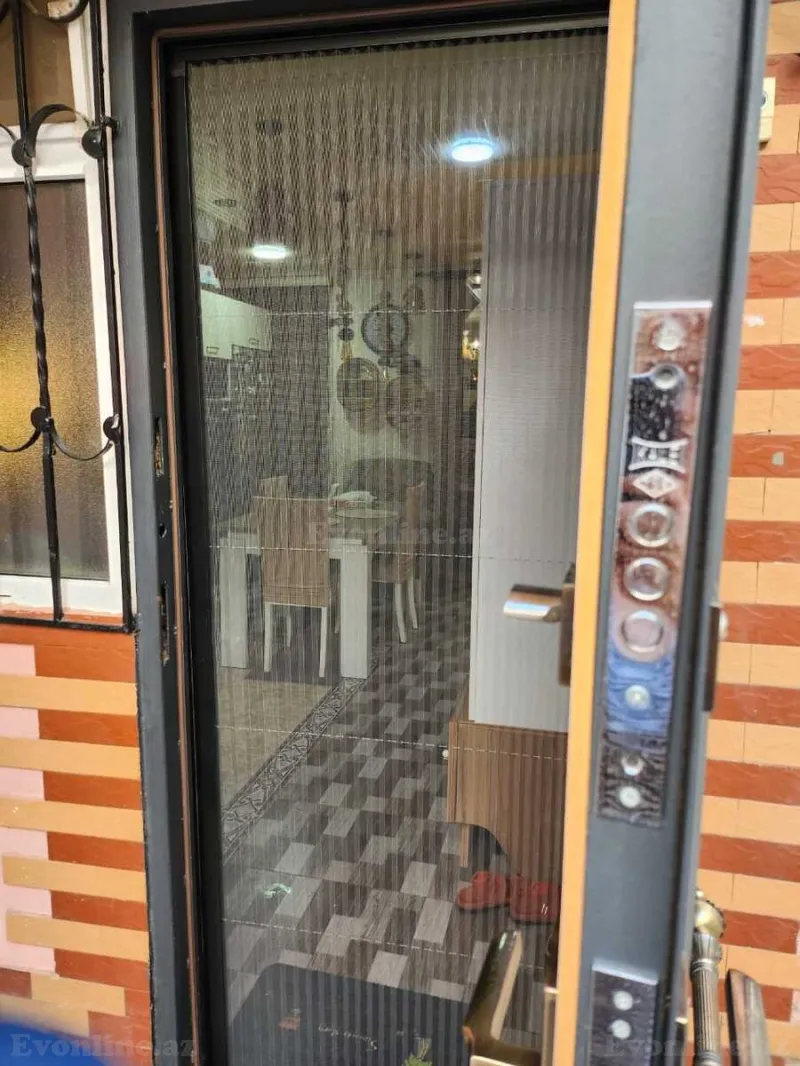 Satılır 4 otaqlı Mənzil Köhnə tikili 76 m² Sahil m. - şəkil 12