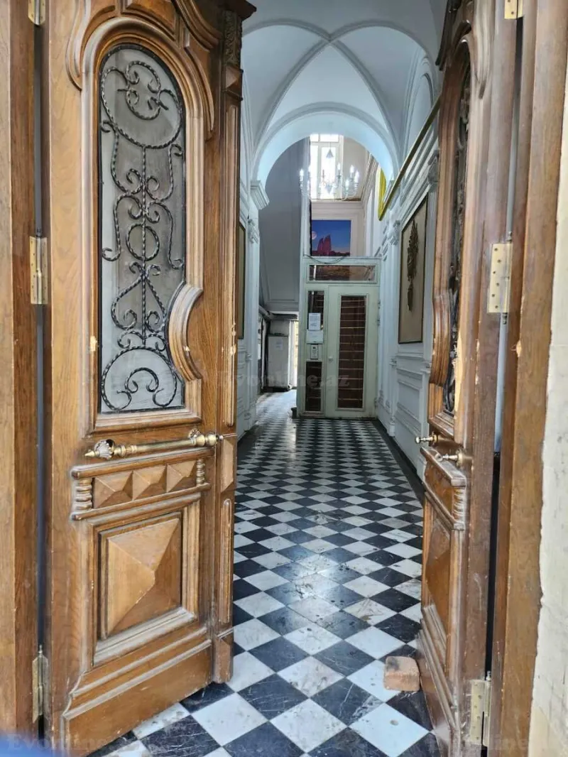 Satılır 4 otaqlı Mənzil Köhnə tikili 76 m² Sahil m. - şəkil 15