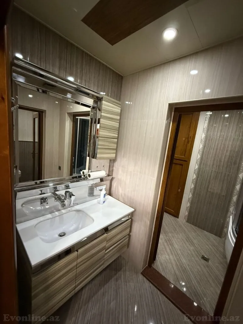 Satılır 3 otaqlı Mənzil Yeni tikili 170 m² Nəsimi r. - şəkil 12