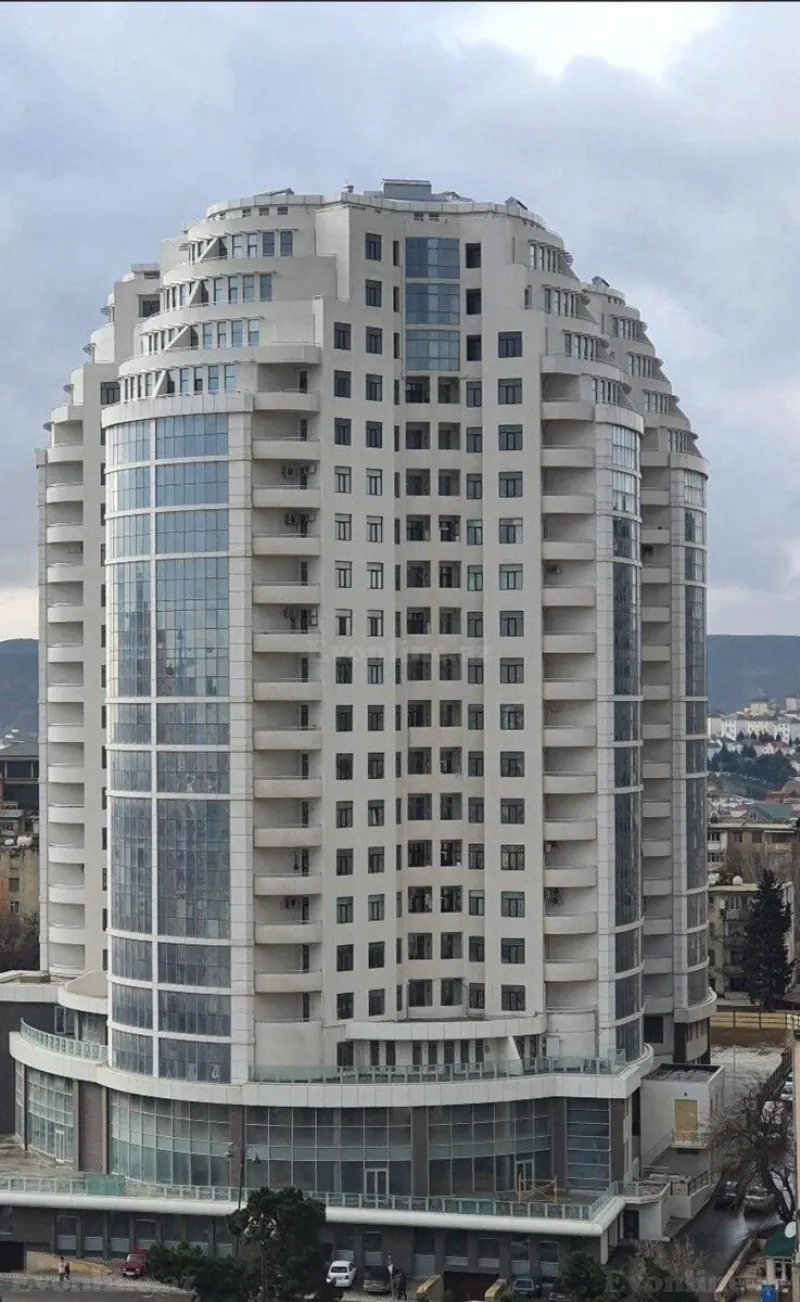 Satılır 3 otaqlı Mənzil Yeni tikili 167 m² Yasamal - şəkil 3