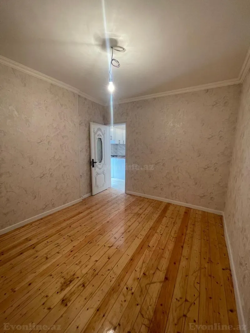 Satılır 2 otaqlı Mənzil Köhnə tikili 30 m² 28 May m.