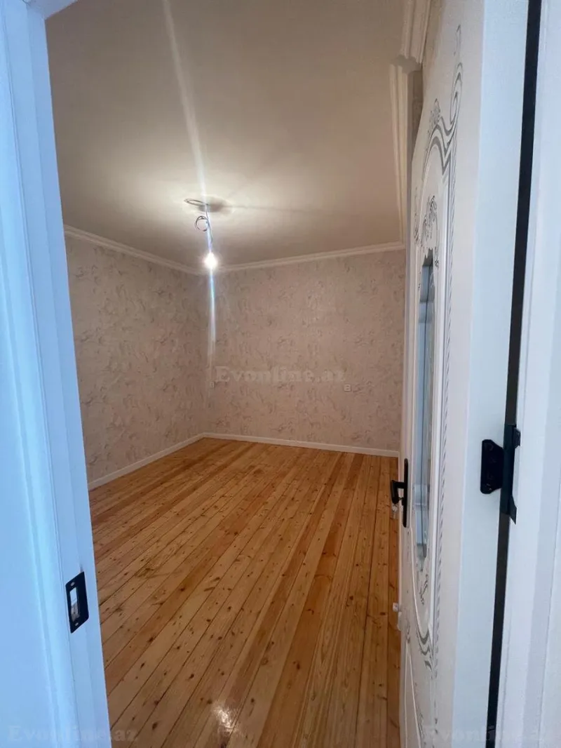 Satılır 2 otaqlı Mənzil Köhnə tikili 30 m² 28 May m. - şəkil 2