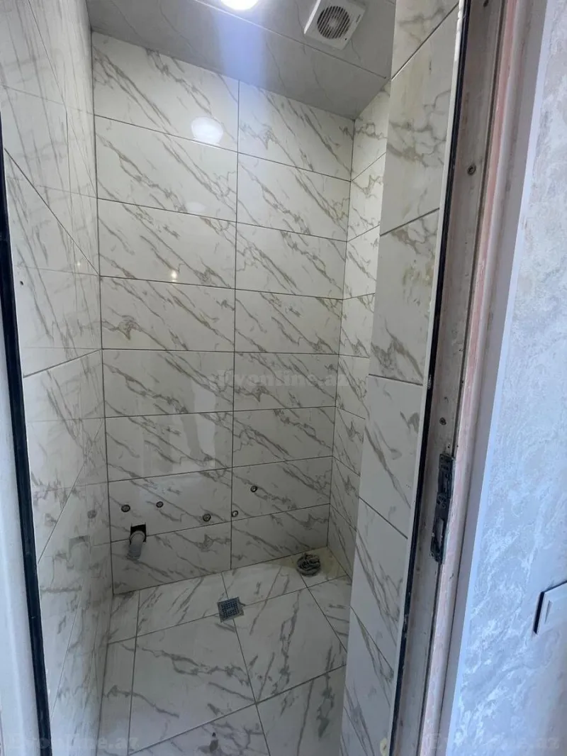 Satılır 2 otaqlı Mənzil Köhnə tikili 30 m² 28 May m. - şəkil 3
