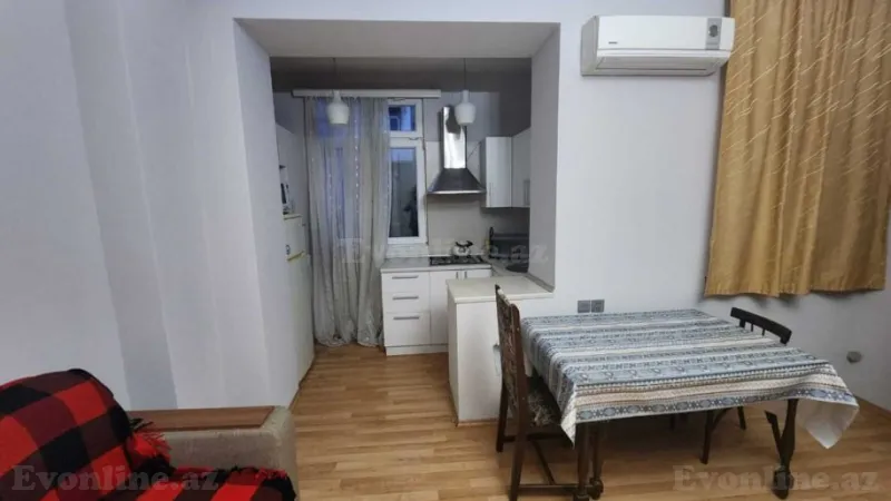 Kirayə verilir 2 otaqlı Mənzil Köhnə tikili 50 m² 28 May m. - şəkil 4
