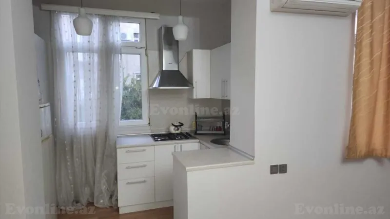 Kirayə verilir 2 otaqlı Mənzil Köhnə tikili 50 m² 28 May m. - şəkil 6