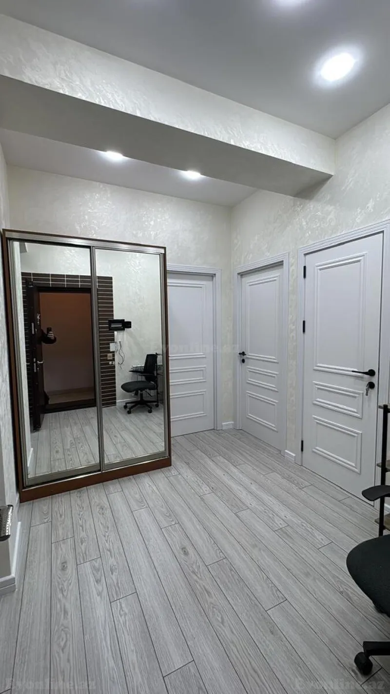 Satılır 3 otaqlı Mənzil Yeni tikili 88 m² Memar Əcəmi m. - şəkil 5